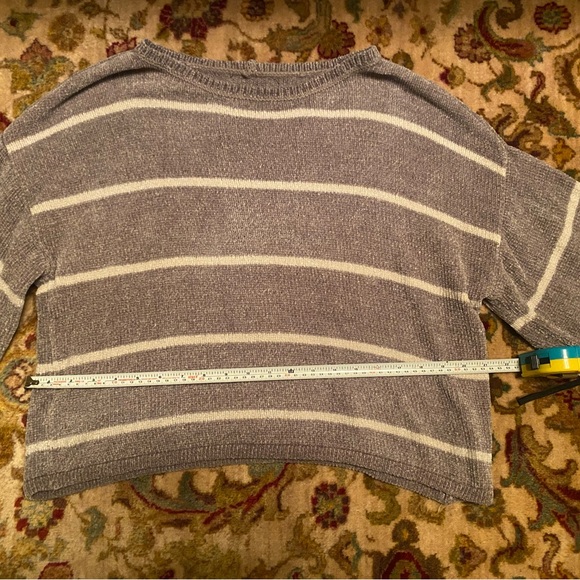 American Eagle gray sweater - Picture 6 of 6